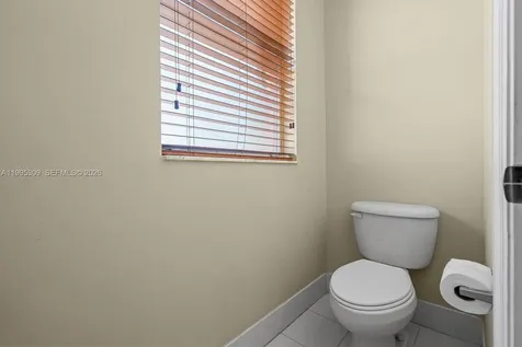 1925 SE 17th Court Homestead FL 33035