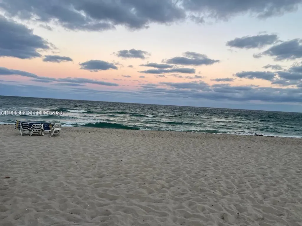 3200 NE 7th Court Pompano Beach FL 33062