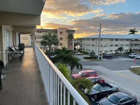 3200 NE 7th Court Pompano Beach FL 33062