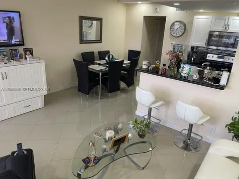 3200 NE 7th Court Pompano Beach FL 33062