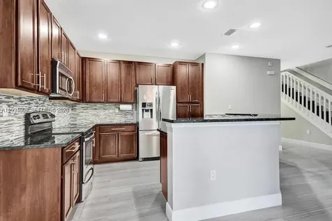4749 N Grand Cypress Circle N Coconut Creek FL 33073