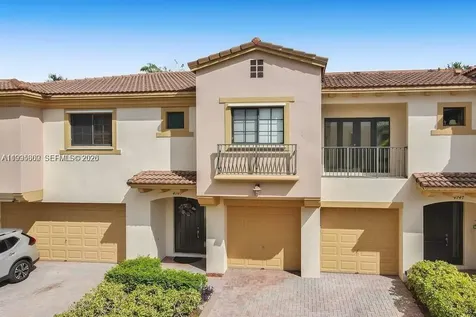 4749 N Grand Cypress Circle N Coconut Creek FL 33073