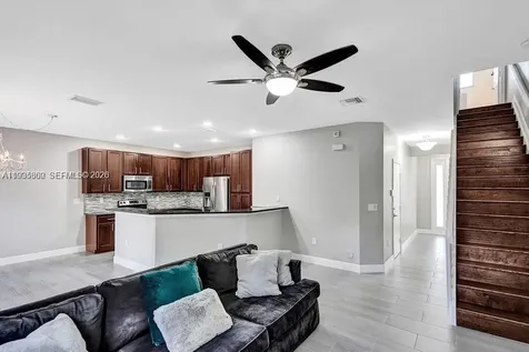 4749 N Grand Cypress Circle N Coconut Creek FL 33073