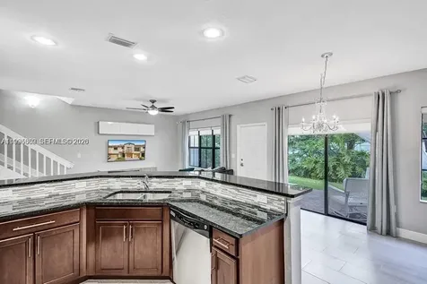 4749 N Grand Cypress Circle N Coconut Creek FL 33073