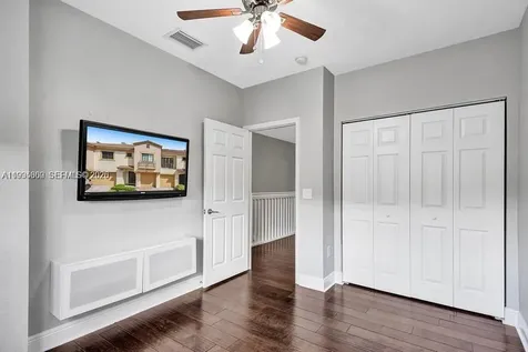 4749 N Grand Cypress Circle N Coconut Creek FL 33073