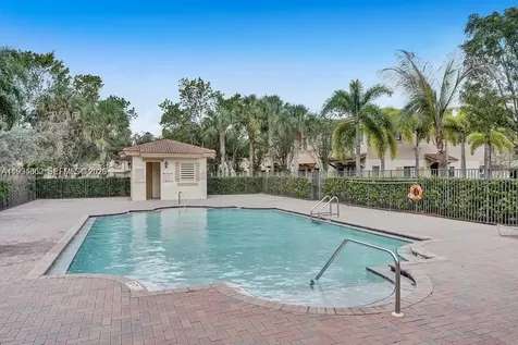 4749 N Grand Cypress Circle N Coconut Creek FL 33073