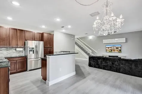 4749 N Grand Cypress Circle N Coconut Creek FL 33073