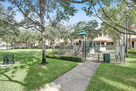 4749 N Grand Cypress Circle N Coconut Creek FL 33073