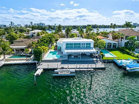 1055 Stillwater Drive Miami Beach FL 33141