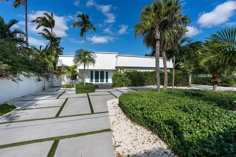 1055 Stillwater Drive Miami Beach FL 33141