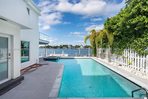 1055 Stillwater Drive Miami Beach FL 33141