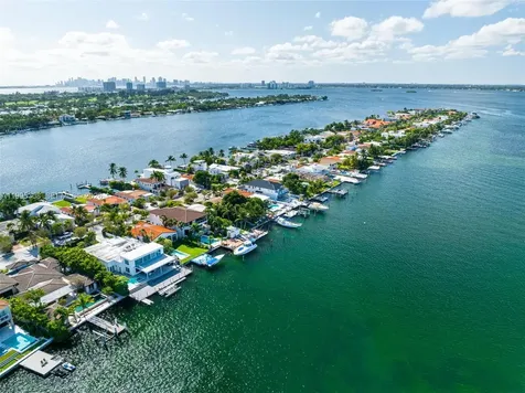1055 Stillwater Drive Miami Beach FL 33141