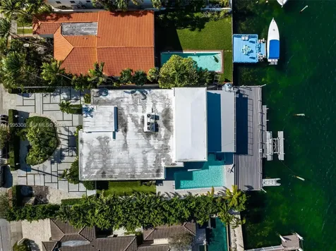1055 Stillwater Drive Miami Beach FL 33141