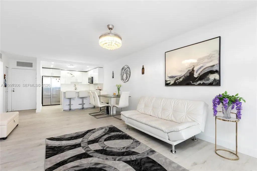 2201 S Ocean Drive Hollywood FL 33019