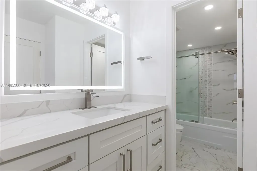 2201 S Ocean Drive Hollywood FL 33019