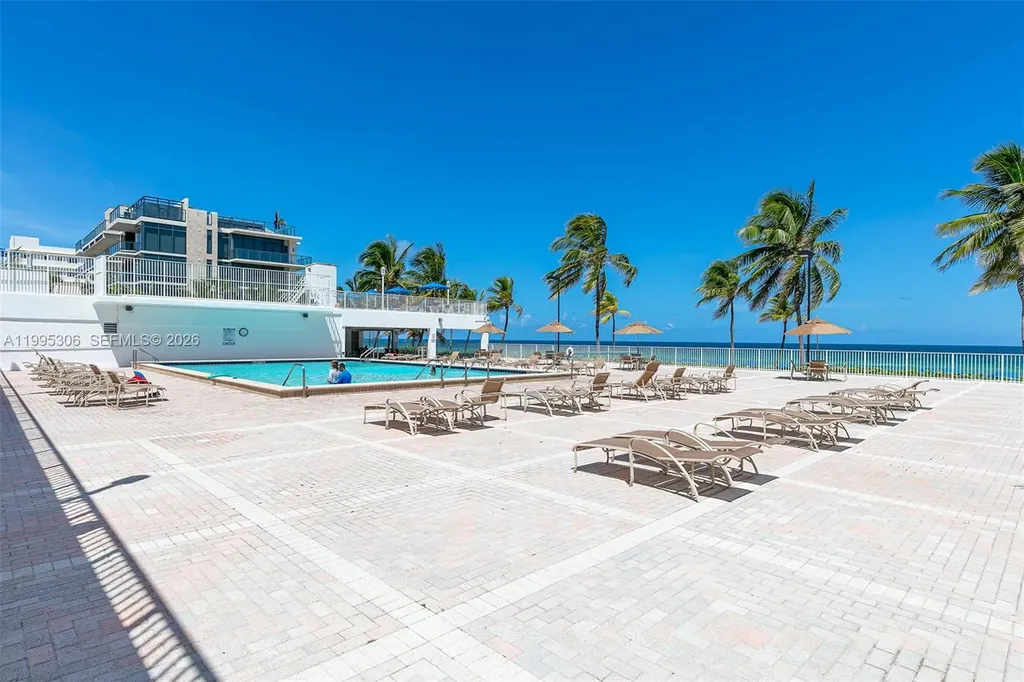 2201 S Ocean Drive Hollywood FL 33019