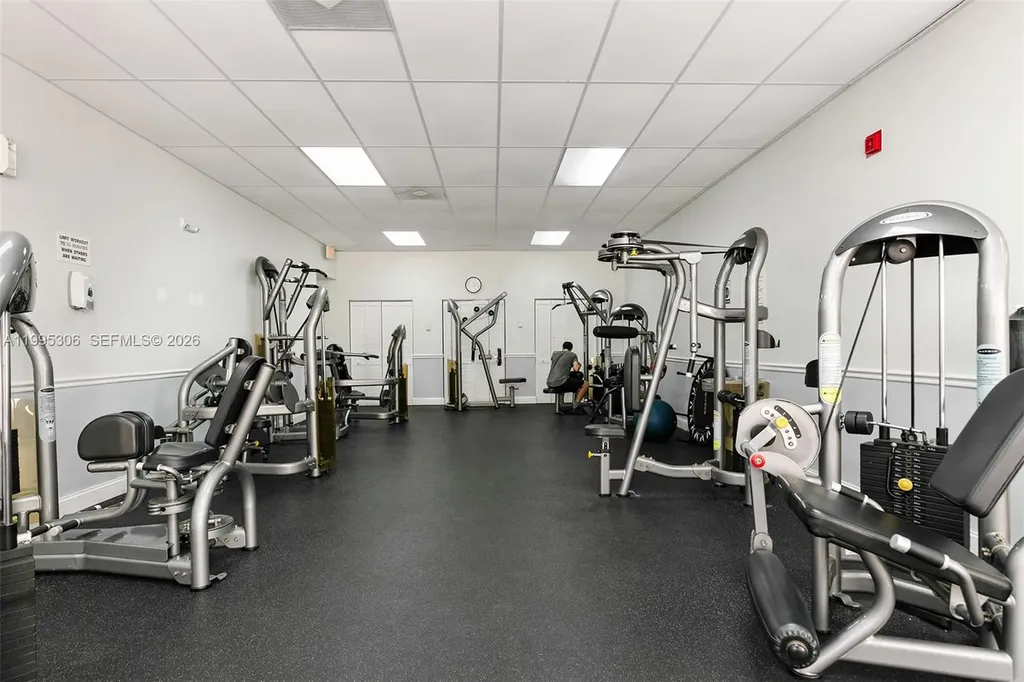 2201 S Ocean Drive Hollywood FL 33019