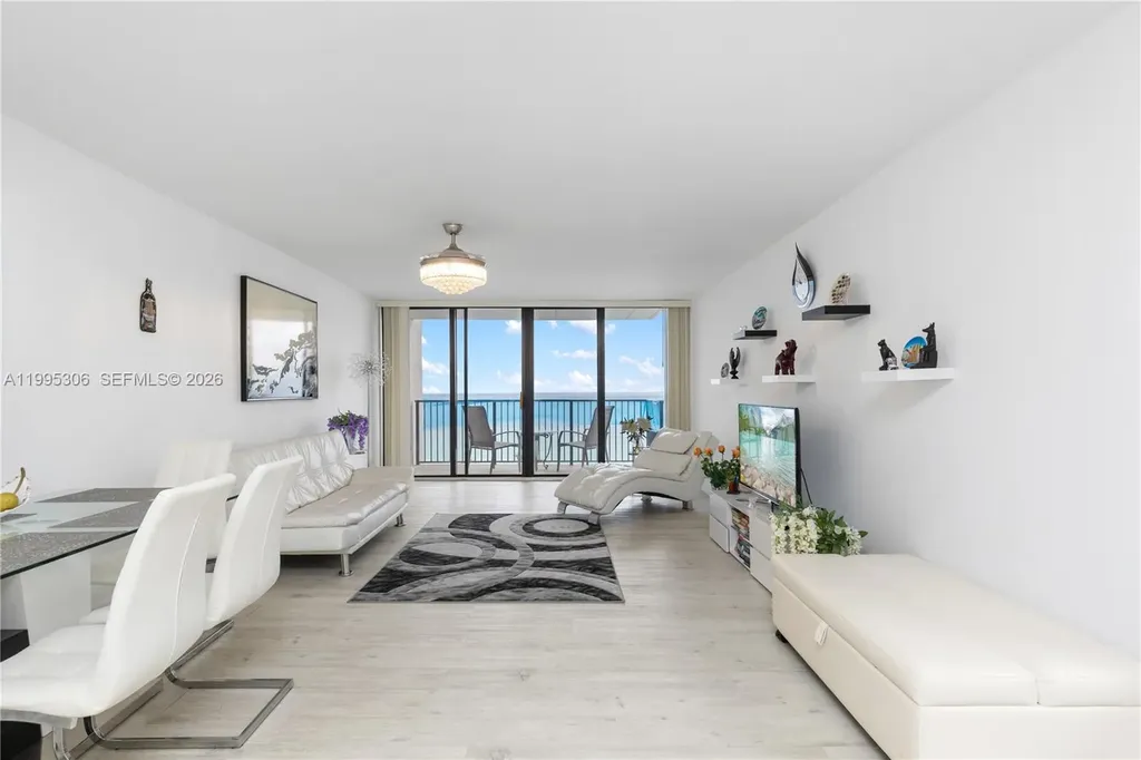 2201 S Ocean Drive Hollywood FL 33019