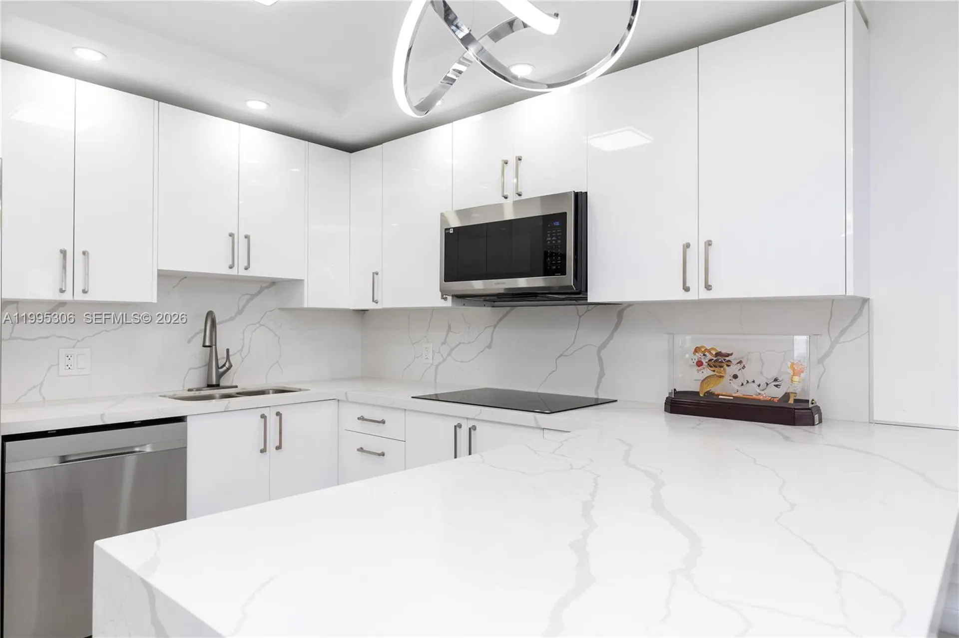 2201 S Ocean Drive Hollywood FL 33019