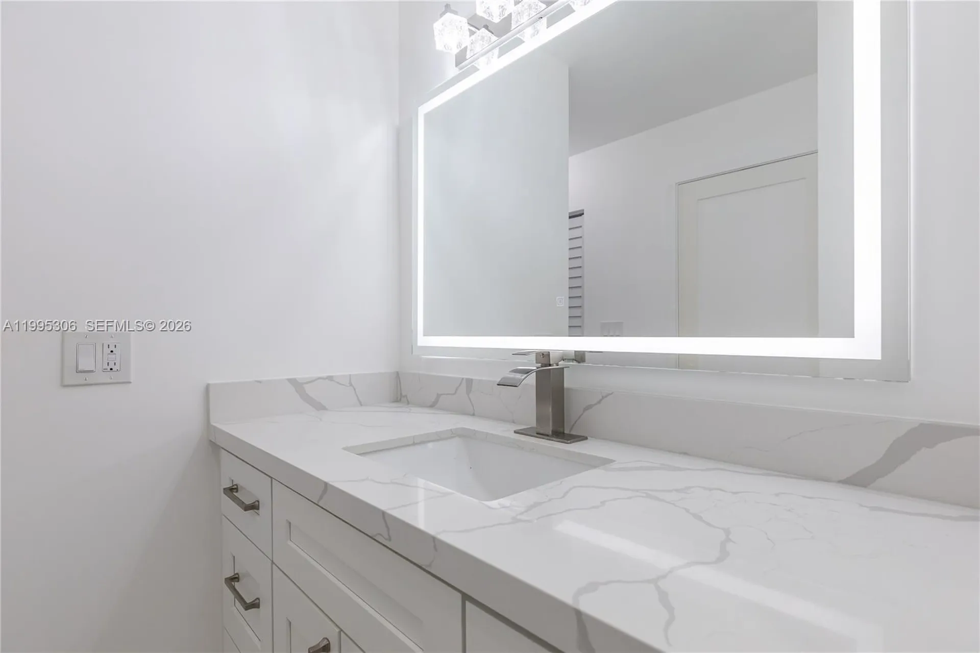 2201 S Ocean Drive Hollywood FL 33019