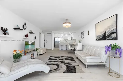 2201 S Ocean Drive Hollywood FL 33019