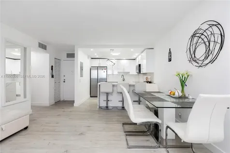 2201 S Ocean Drive Hollywood FL 33019