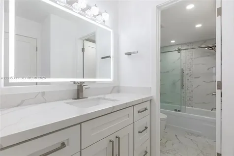 2201 S Ocean Drive Hollywood FL 33019