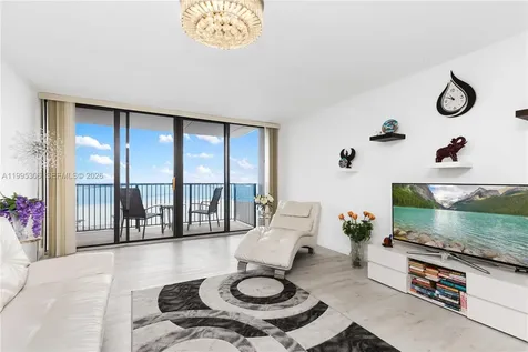2201 S Ocean Drive Hollywood FL 33019