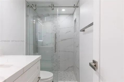 2201 S Ocean Drive Hollywood FL 33019