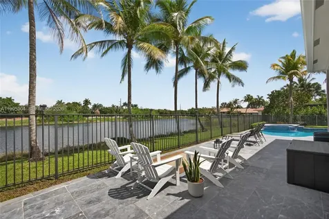 1396 Victoria Isle Drive Weston FL 33327
