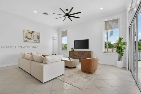 1396 Victoria Isle Drive Weston FL 33327