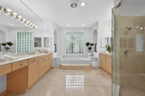 1396 Victoria Isle Drive Weston FL 33327