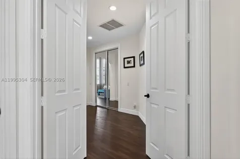 1396 Victoria Isle Drive Weston FL 33327