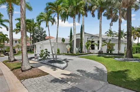 1396 Victoria Isle Drive Weston FL 33327