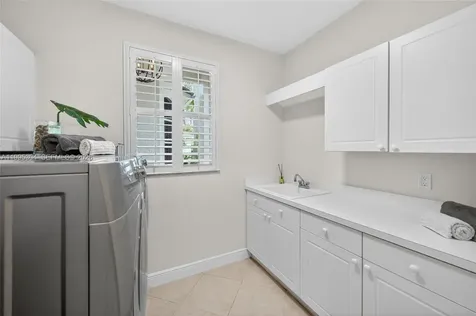 1396 Victoria Isle Drive Weston FL 33327