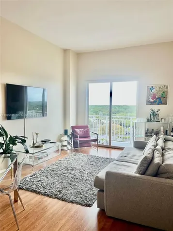7280 SW 90th Street Miami FL 33156