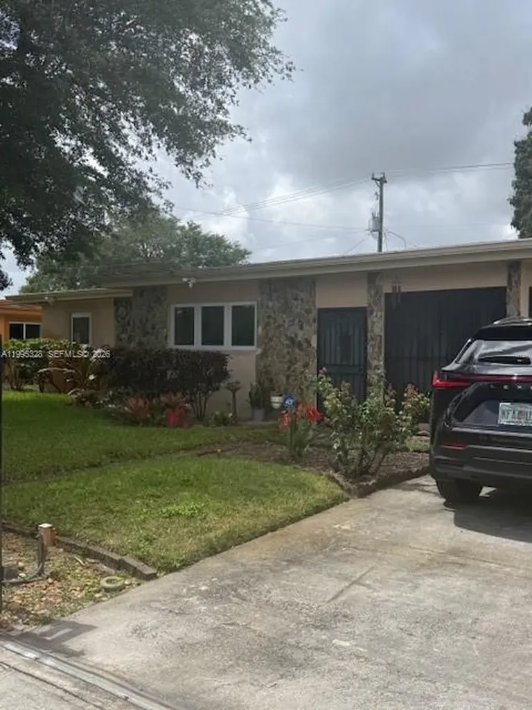 16300 NW 21st Avenue Miami Gardens FL 33054