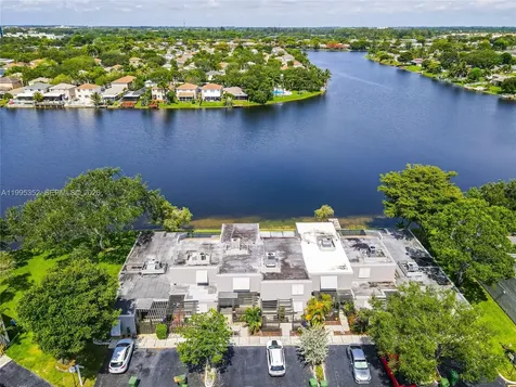 1424 NW 113th Way Pembroke Pines FL 33026