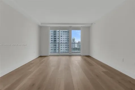 1155 Brickell Bay Drive Miami FL 33131