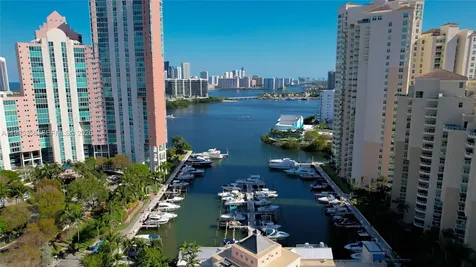3340 NE 190th Street Aventura FL 33180