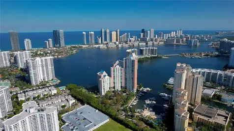 3340 NE 190th Street Aventura FL 33180
