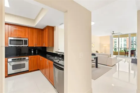 3340 NE 190th Street Aventura FL 33180