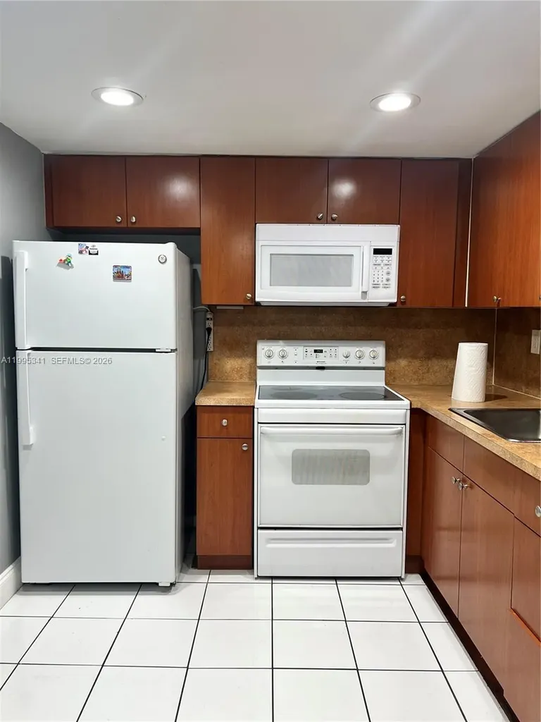 2055 SW 122nd Avenue Miami FL 33175