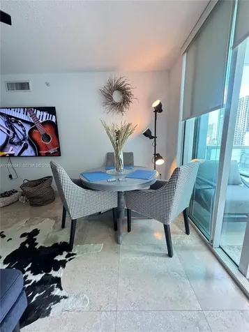 31 SE 5th Street Miami FL 33131