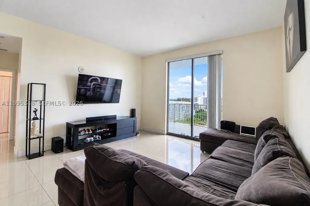 140 S Dixie Highway Hollywood FL 33020