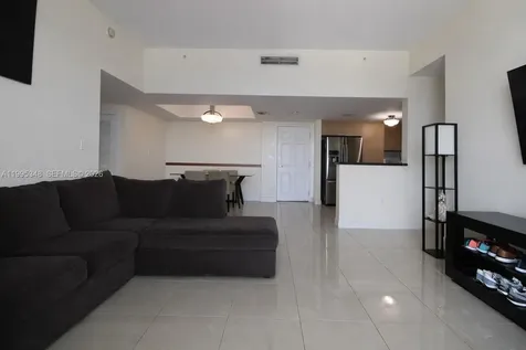 140 S Dixie Highway Hollywood FL 33020