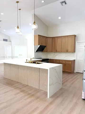 16613 N 61st Place N Westlake FL 33470