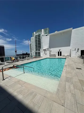 133 NE 2nd Avenue Miami FL 33132