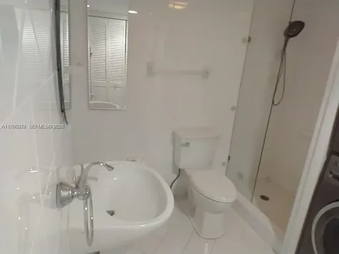 6039 Collins Avenue Miami Beach FL 33140