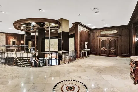 6039 Collins Avenue Miami Beach FL 33140
